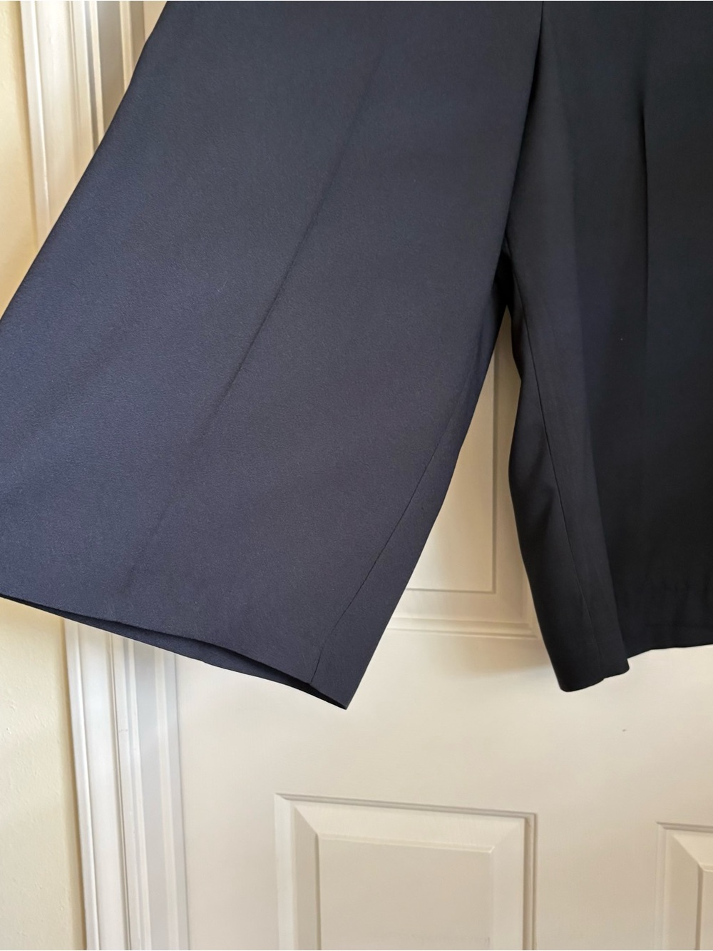 Banana Republic Culottes Wide Leg Tailored Black Cropped Pants Lightweight 12 - Picture 3 of 7